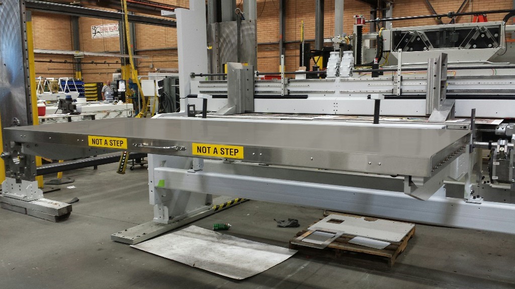 Feed Table Backstop - Sun Automation